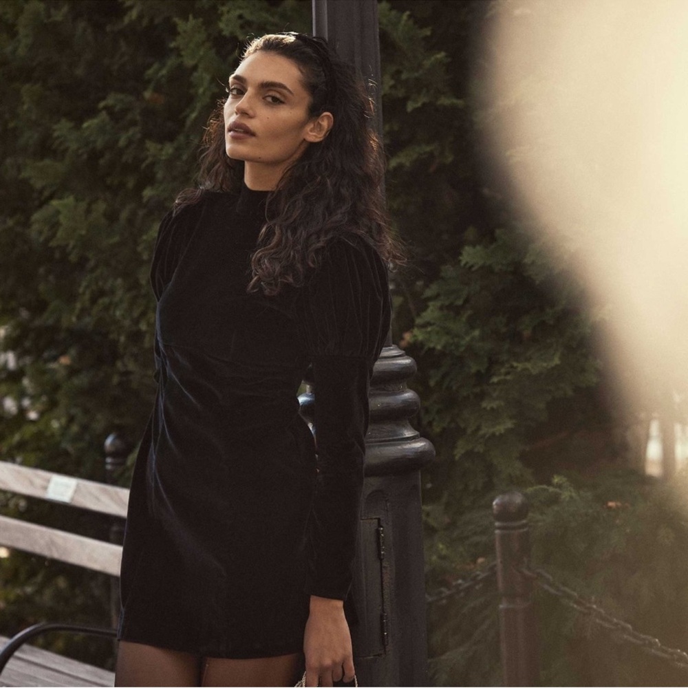 Dôen Chantilly Heirloom Mini Dress in Black Velvet
